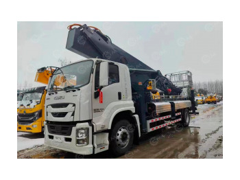 Грузовик с подъемником ISUZU