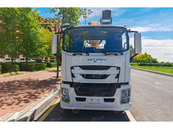 Грузовик бортовой/ Платформа ISUZU