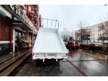 Грузовик бортовой/ Платформа ISUZU