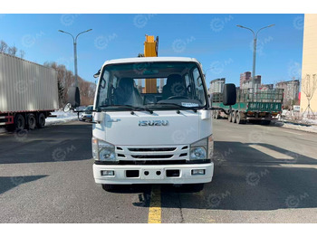 Грузовик бортовой/ Платформа ISUZU