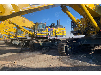 Гусеничный экскаватор