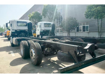 Новый Рефрижератор Фургон рефрижератор на шасси ISUZU 6x2 дв 175kw гп 10 тонн (фургон 6900*2380*2450) холодильная: фото 3 Новый Рефрижератор Фургон рефрижератор на шасси ISUZU 6x2 дв 175kw гп 10 тонн (фургон 6900*2380*2450) холодильная: фото 3