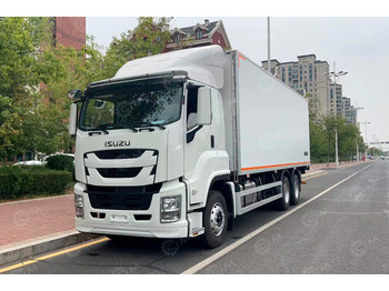 : фото в шапке страницы