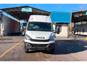 Цельнометаллический фургон IVECO