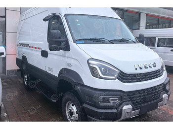 Цельнометаллический фургон Грузовой цельнометалический фургон IVECO 4х4 МКПП, 3 места: фото 3
