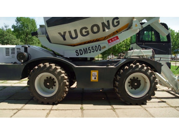 Автобетоносмеситель Самозагружающий самоходный бетоносмеситель YUGONG SDM5500 c дополнительными опциями: фото 5 Автобетоносмеситель Самозагружающий самоходный бетоносмеситель YUGONG SDM5500 c дополнительными опциями: фото 5