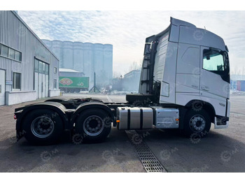 Тягач VOLVO FH 500