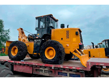 : фото в шапке страницы