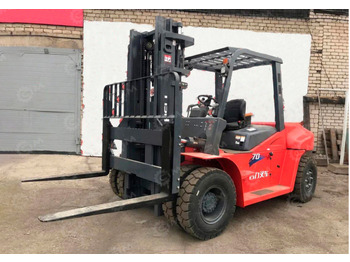 Дизельный погрузчик HELI