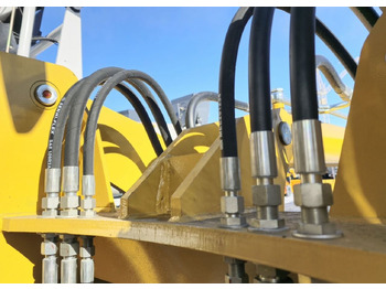 Новый Колёсный погрузчик LuGong LG 940: фото 5