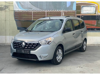 Легковой автомобиль RENAULT