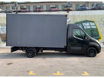 Фургон с закрытым кузовом Renault Master промтоварный, 2019: фото 4