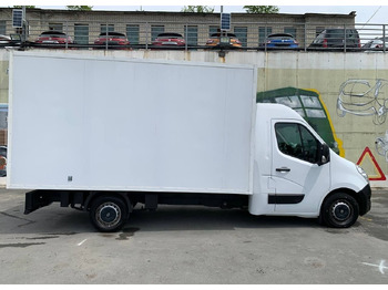 Фургон с закрытым кузовом Renault Master промтоварный, 2019: фото 4