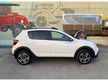 Легковой автомобиль Renault Sandero Stepway 1.6 MT, 2022Новый: фото 4