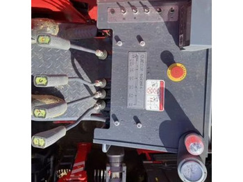 Новый Бортовой грузовик/ Платформа, Автоманипулятор Бортовой грузовик Howo T5G с КМУ XCMG, 2024: фото 3