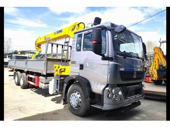 : фото в шапке страницы