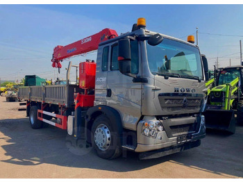 : фото в шапке страницы