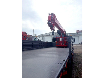 : фото в шапке страницы