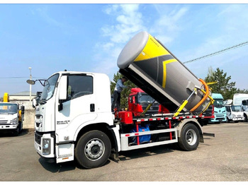 Новый Ассенизатор Илосос isuzu 4X2 дв 151KW бочка 10М3 насос 360М 3: фото 4
