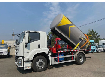 Новый Ассенизатор Илосос isuzu 4X2 дв 151KW бочка 10М3 насос 360М 3: фото 5