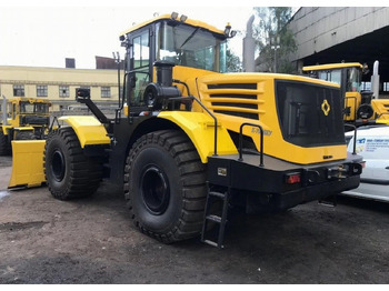 Бульдозер КИРОВЕЦ