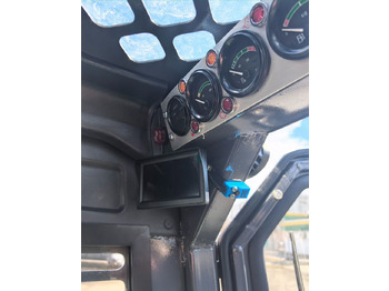 Новый Мини-погрузчик с бортовым поворотом Мини-погрузчик XFANG X850, 2025: фото 4 Новый Мини-погрузчик с бортовым поворотом Мини-погрузчик XFANG X850, 2025: фото 4