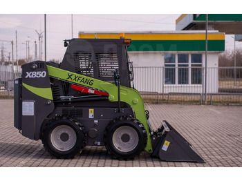 Новый Мини-погрузчик с бортовым поворотом XFANG X850: фото 3