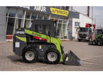 Новый Мини-погрузчик с бортовым поворотом XFANG XF850: фото 3