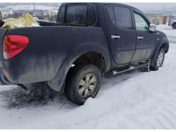 Легковой автомобиль Mitsubishi L200 2.5 MT, 2011, 634 120 км: фото 5