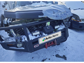 Легковой автомобиль Nissan Patrol 4.8 AT, 2006, битый, 999 999 км: фото 4