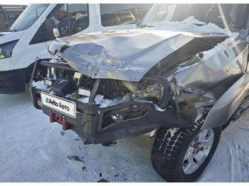 Легковой автомобиль Nissan Patrol 4.8 AT, 2006, битый, 999 999 км: фото 5