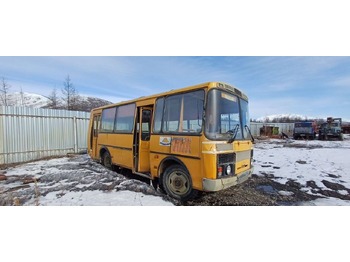 : фото в шапке страницы