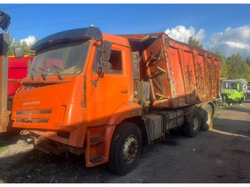 Самосвал КАМАЗ 6520