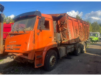 Самосвал КАМАЗ 6520