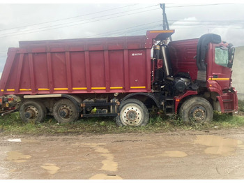 Самосвал КАМАЗ 65801