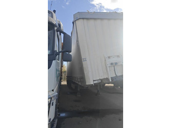 Тентованный полуприцеп Krone SD: фото 4