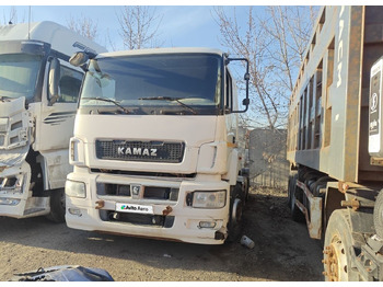 Тягач КАМАЗ 5490