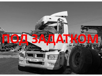 Тягач КАМАЗ 5490