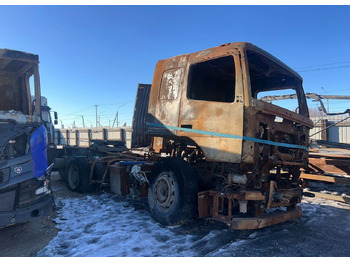 Тягач КАМАЗ 65806