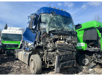Тягач RENAULT T