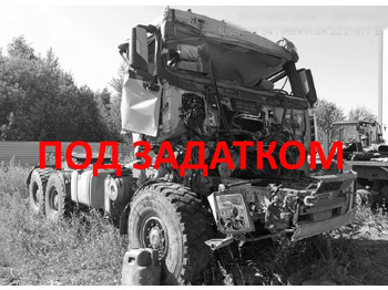 Тягач SHACMAN SX