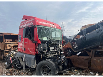 : фото в шапке страницы