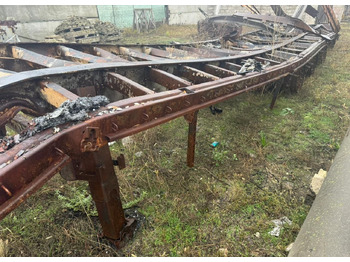 Тентованный полуприцеп UAT SCFG 9226.01: фото 4