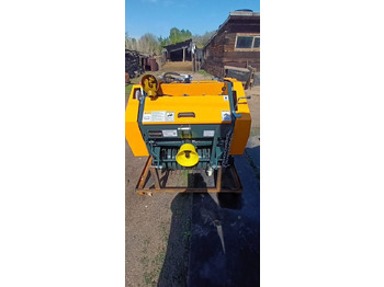 : фото в шапке страницы