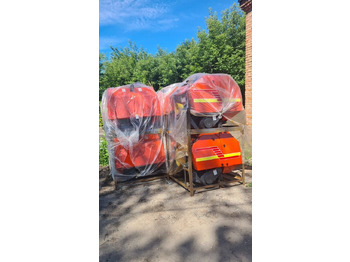 : фото в шапке страницы