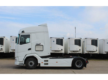 Тягач DAF XG: фото 4 Тягач DAF XG: фото 4