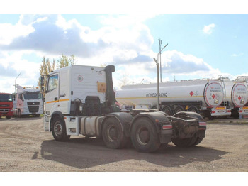 Тягач КАМАЗ 65806: фото 5