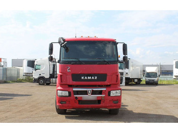 Тягач КАМАЗ 65806: фото 2 Тягач КАМАЗ 65806: фото 2