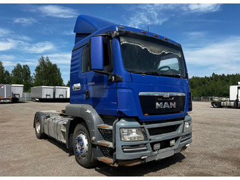 : фото в шапке страницы