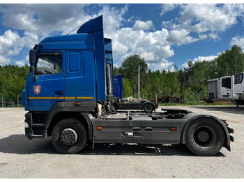 Тягач МАЗ 544028: фото 4 Тягач МАЗ 544028: фото 4